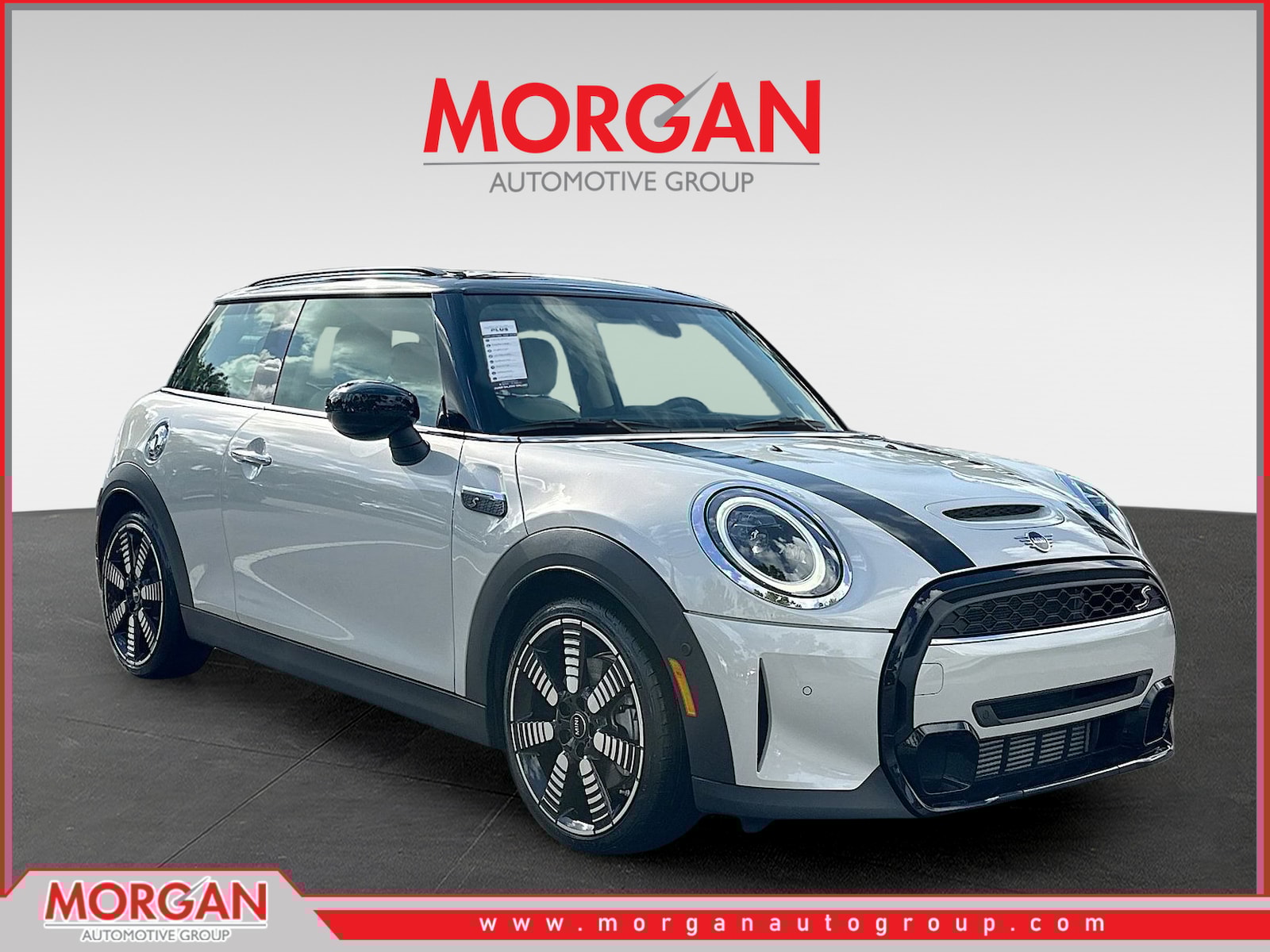 2023 MINI 3 Door S's photo