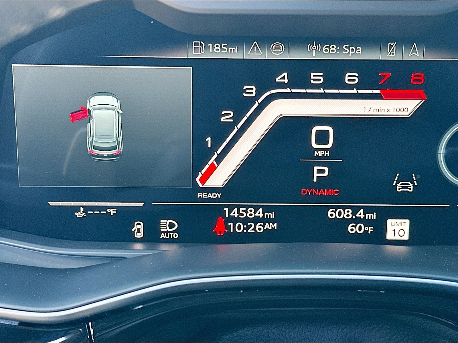 2025 Audi RS Q8 - Photo 12