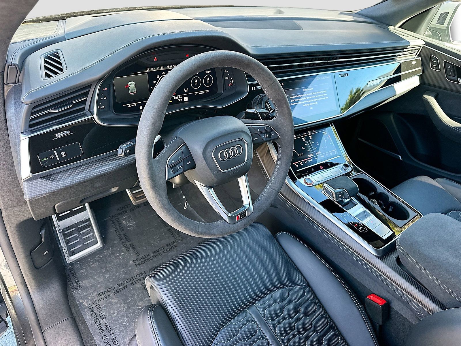 2025 Audi RS Q8 - Photo 9