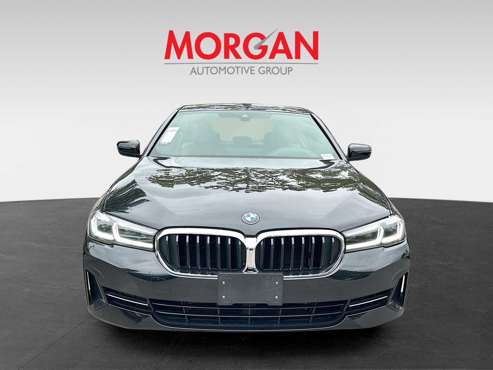 2023 BMW 5 Series - Photo 2