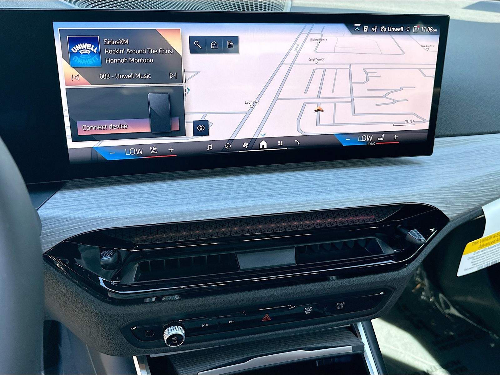 2026 BMW 2 Series - Photo 10