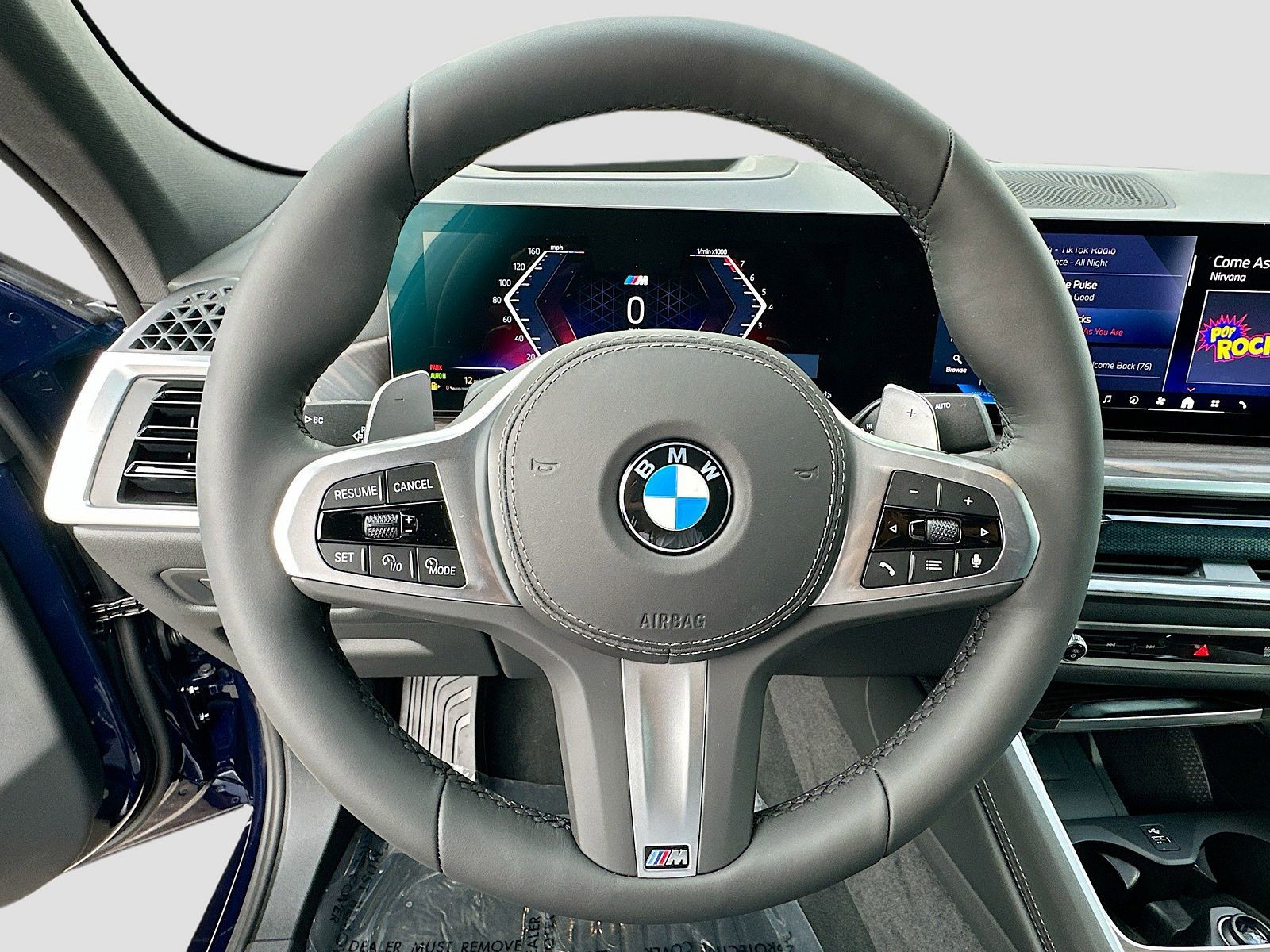 2026 BMW X6 - Photo 8