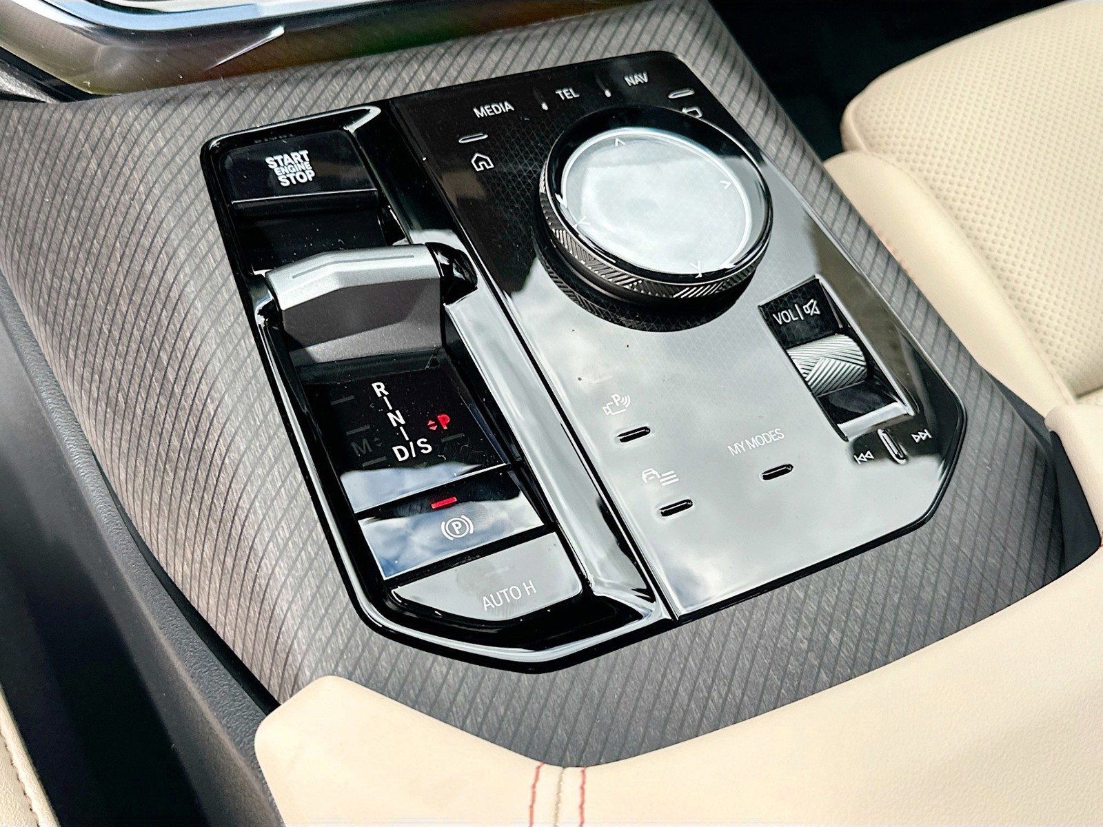 2026 BMW X3 - Photo 14