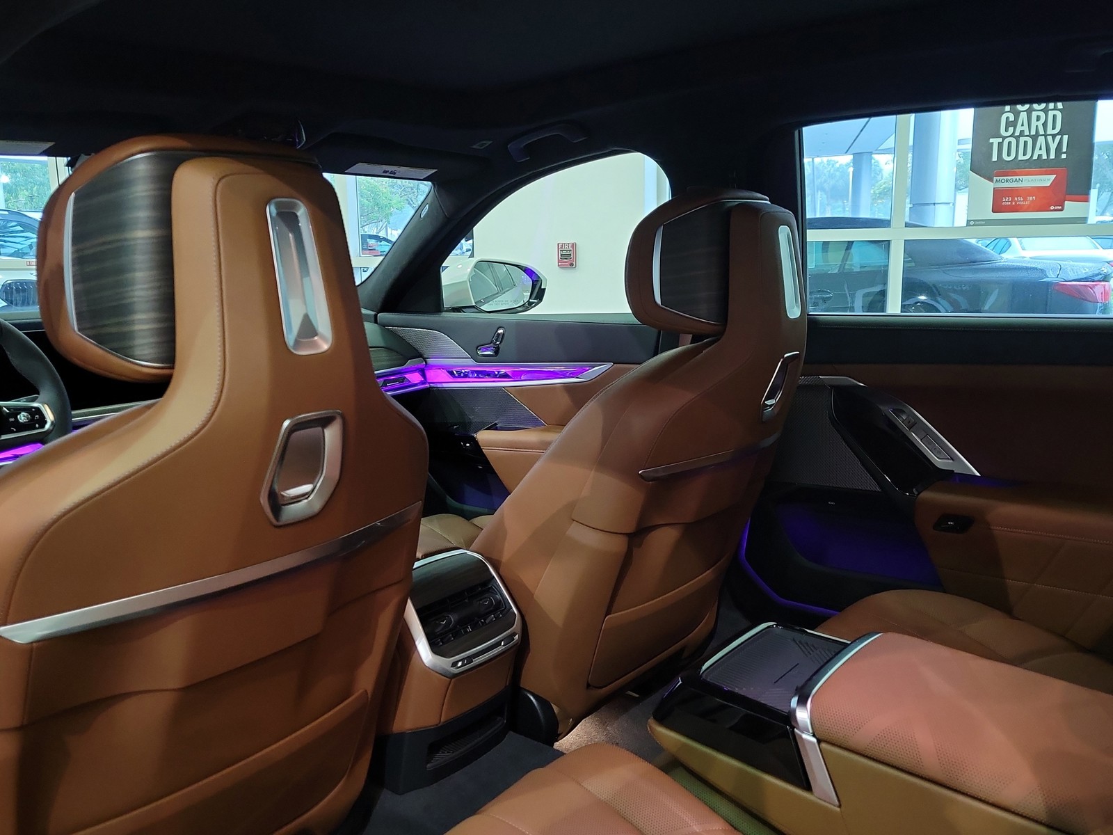2025 BMW i7 - Photo 12