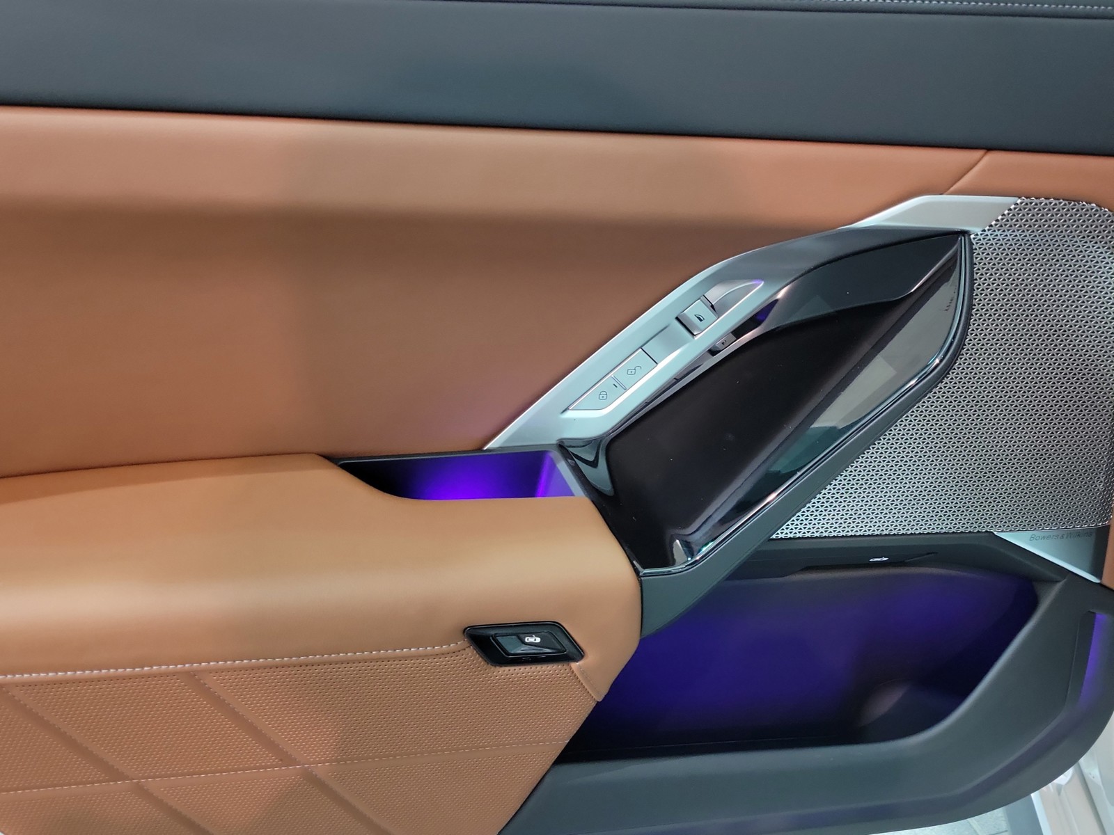 2025 BMW i7 - Photo 13