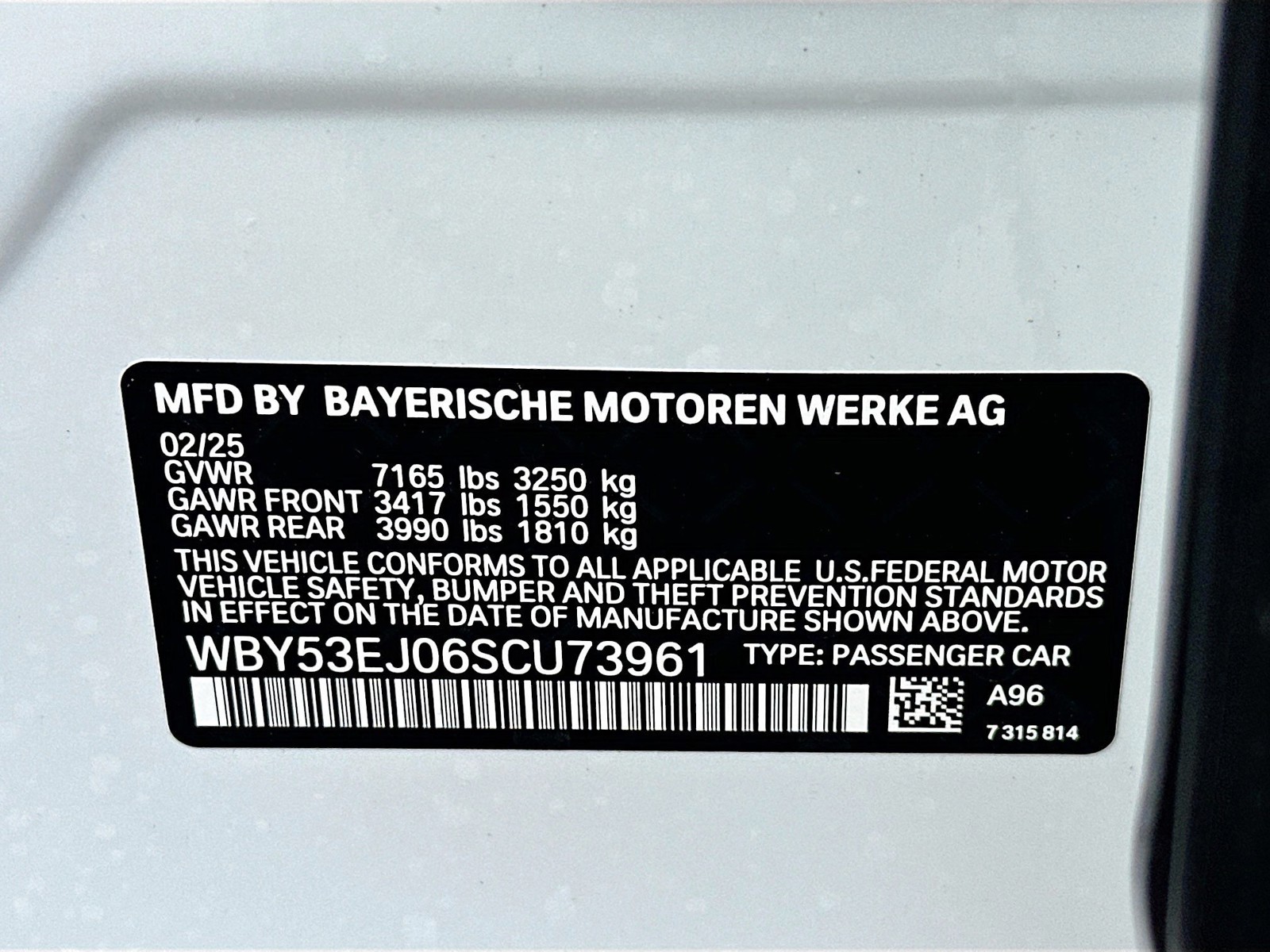 2025 BMW i7 - Photo 28