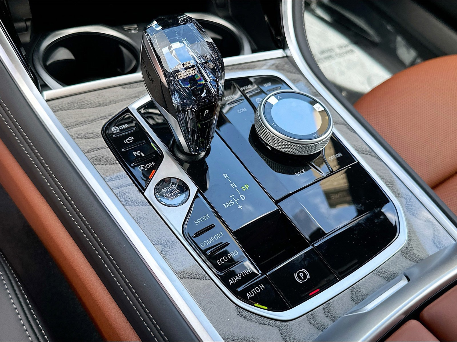 2026 BMW 8 Series - Photo 15
