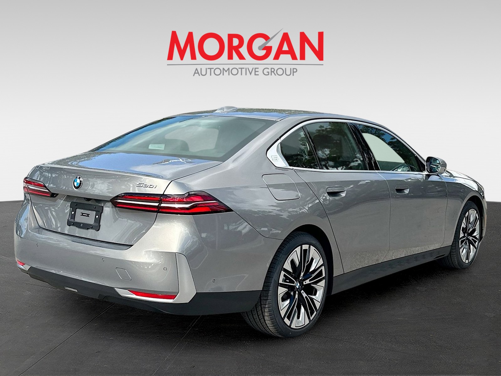 2026 BMW 5 Series - Photo 5