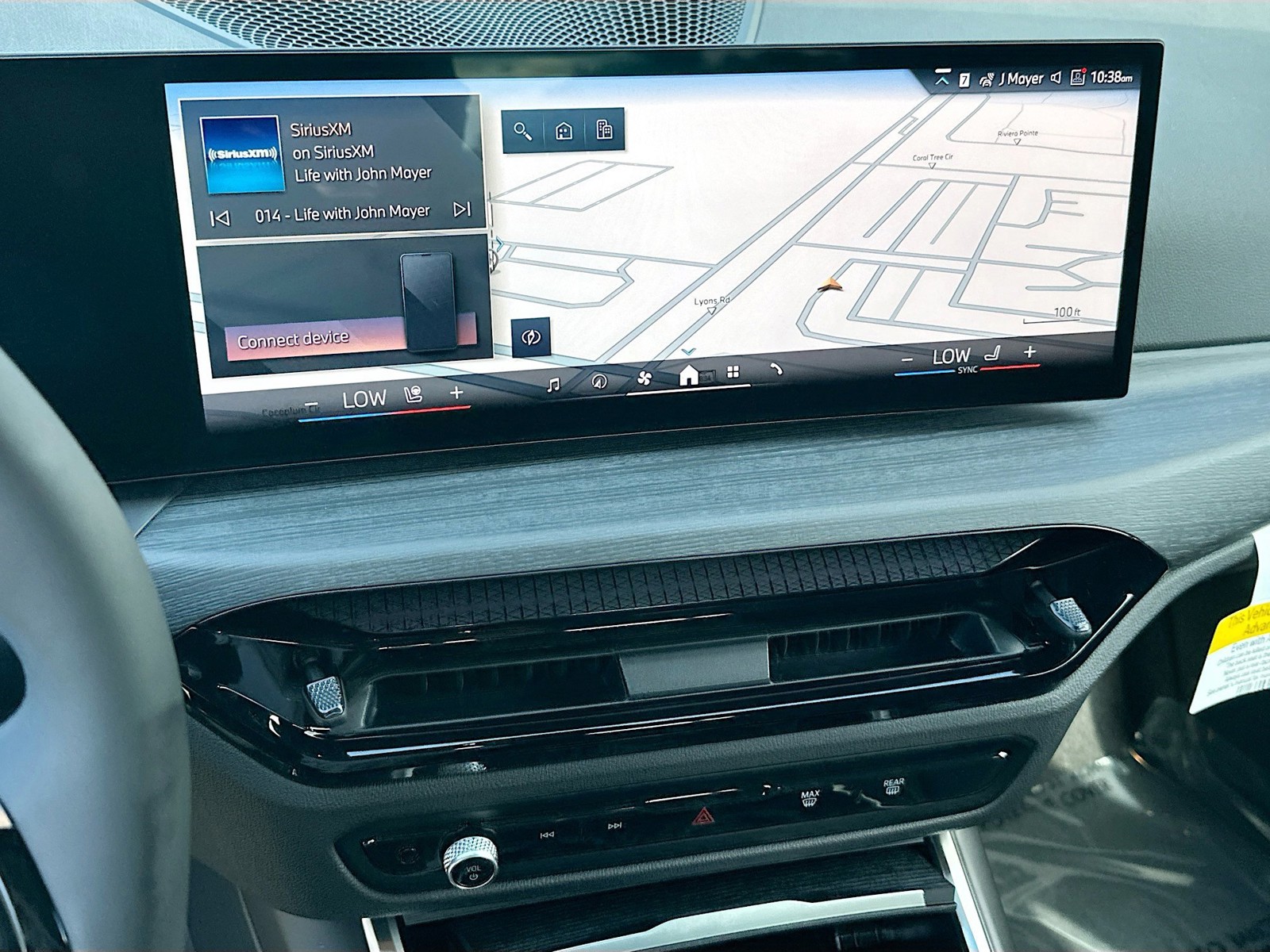 2026 BMW 3 Series - Photo 10