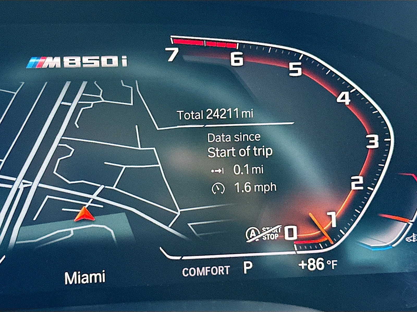 2024 BMW 8 Series - Photo 12