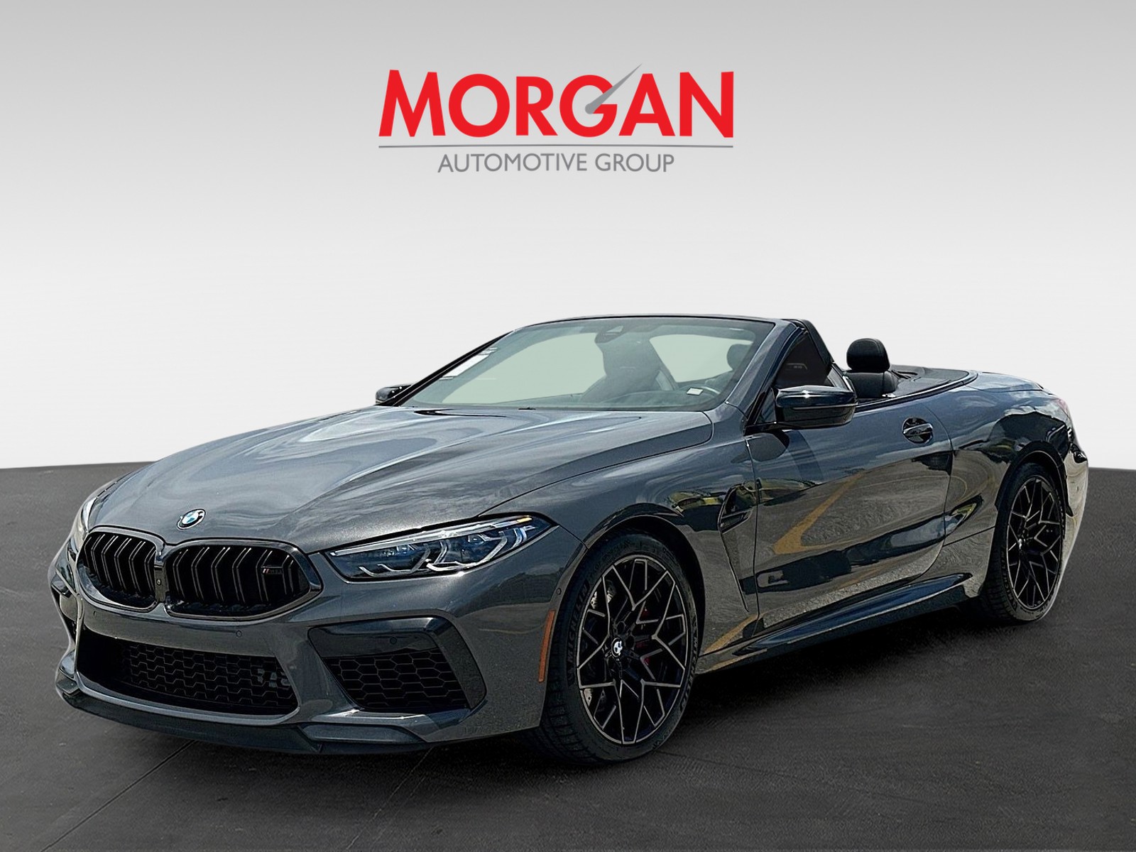 2022 BMW M8 - Photo 2