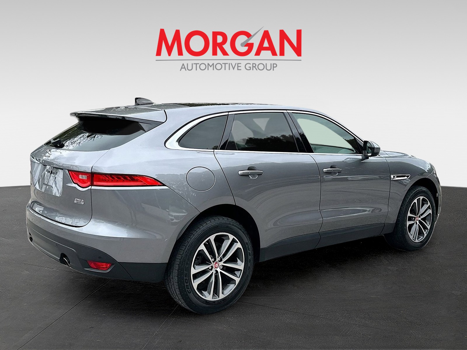 2020 Jaguar F-PACE - Photo 5