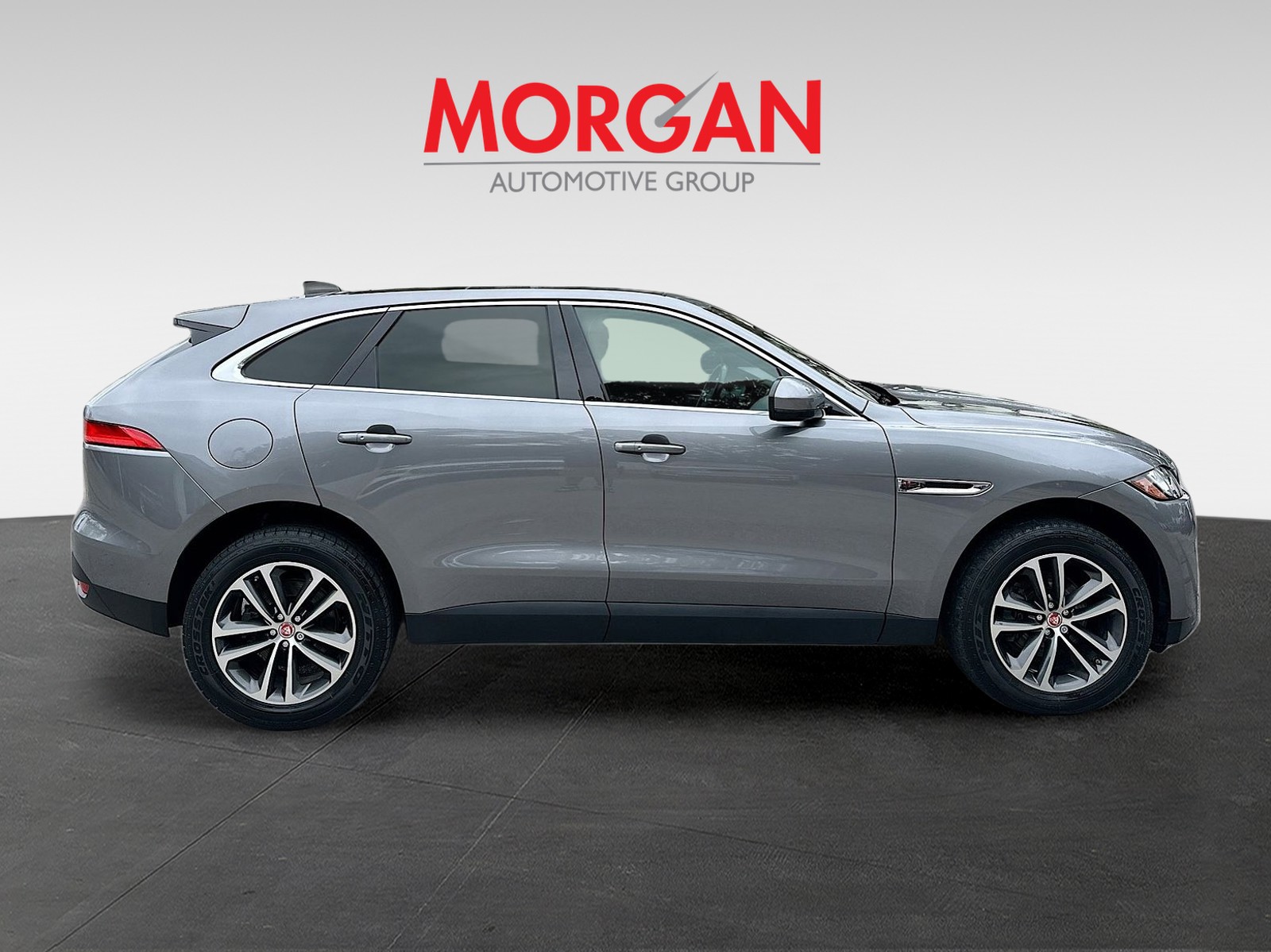 2020 Jaguar F-PACE - Photo 8