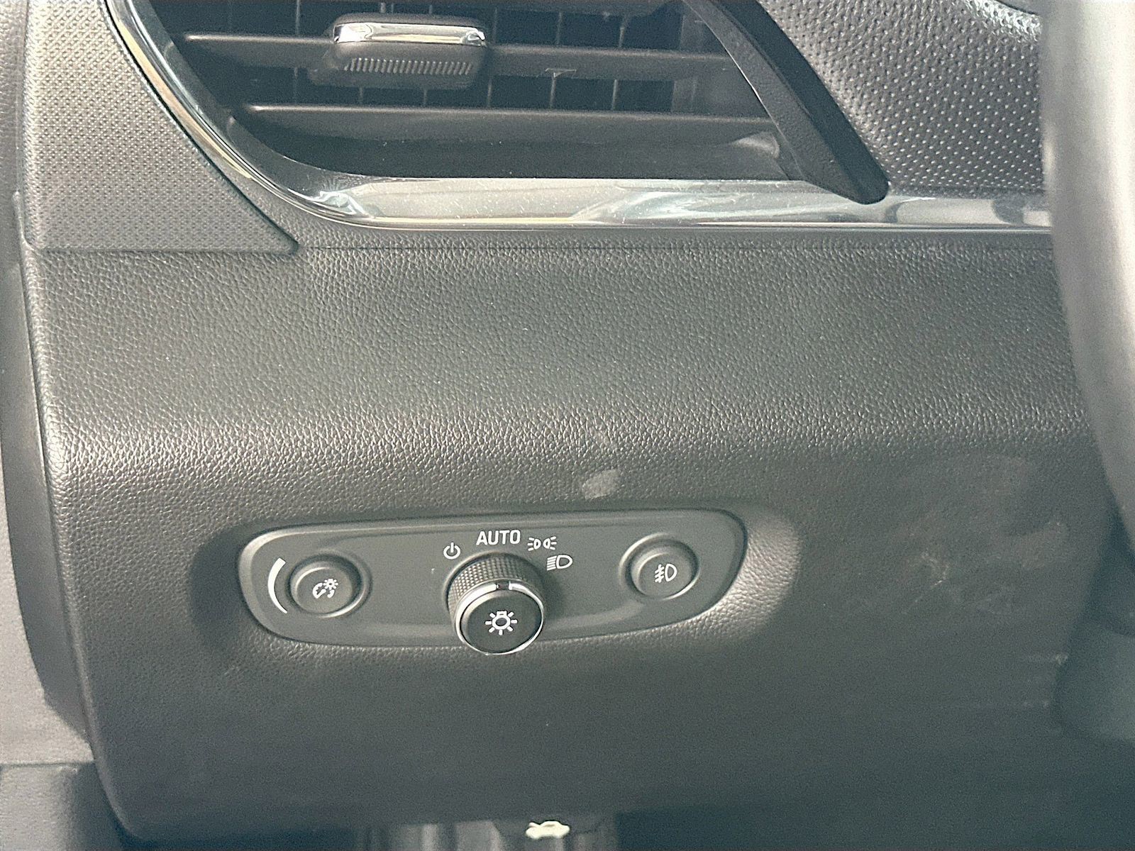 2019 Chevrolet Traverse - Photo 10