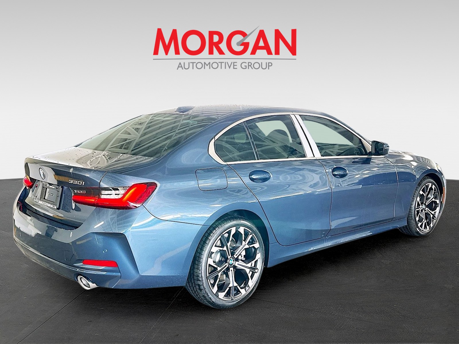 2026 BMW 3 Series - Photo 4