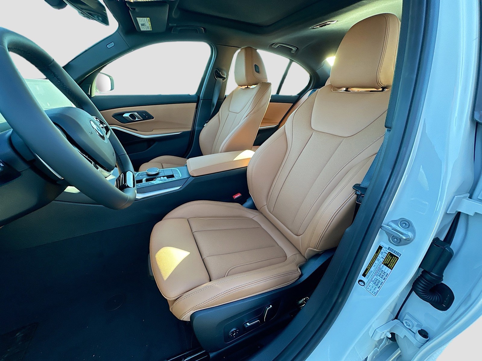 2026 BMW 3 Series - Photo 15