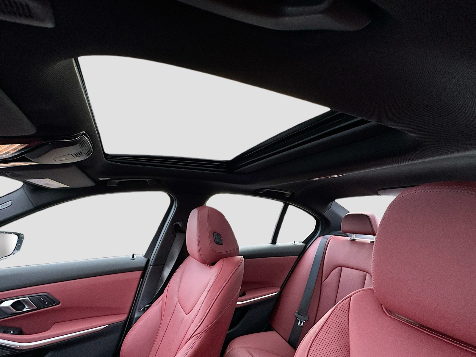 2026 BMW 3 Series - Photo 16