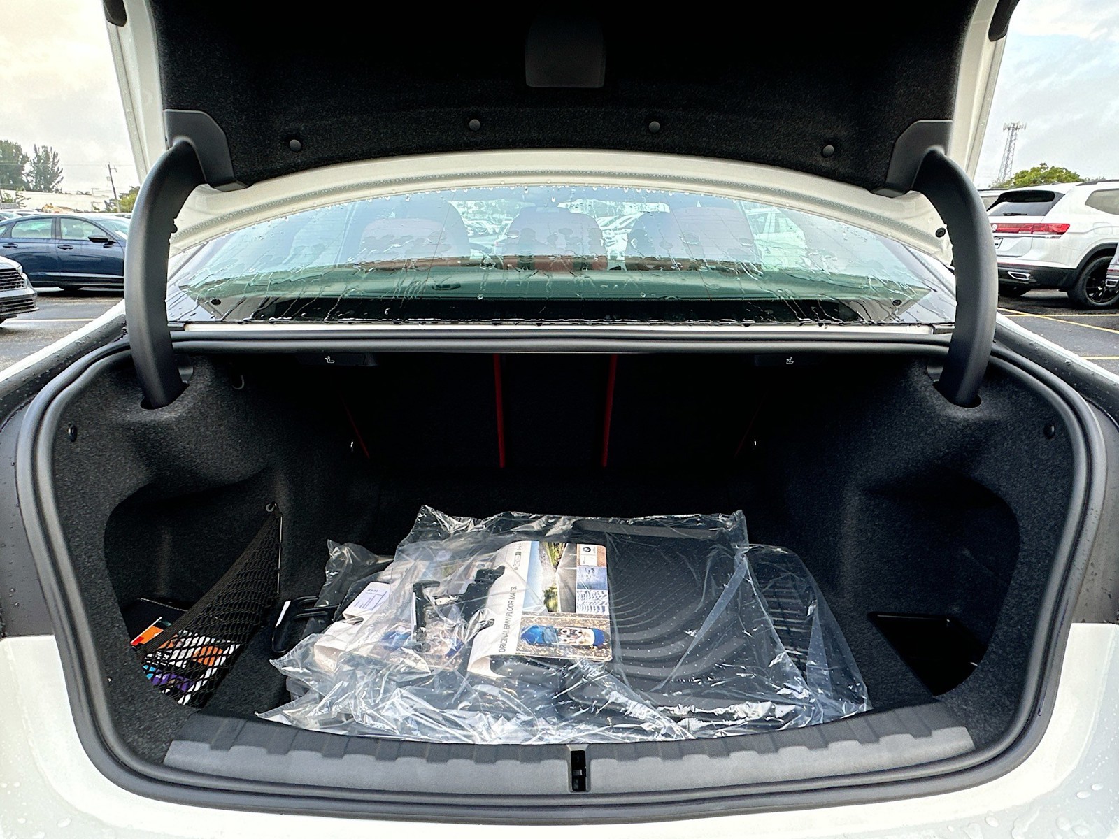 2026 BMW 3 Series - Photo 21