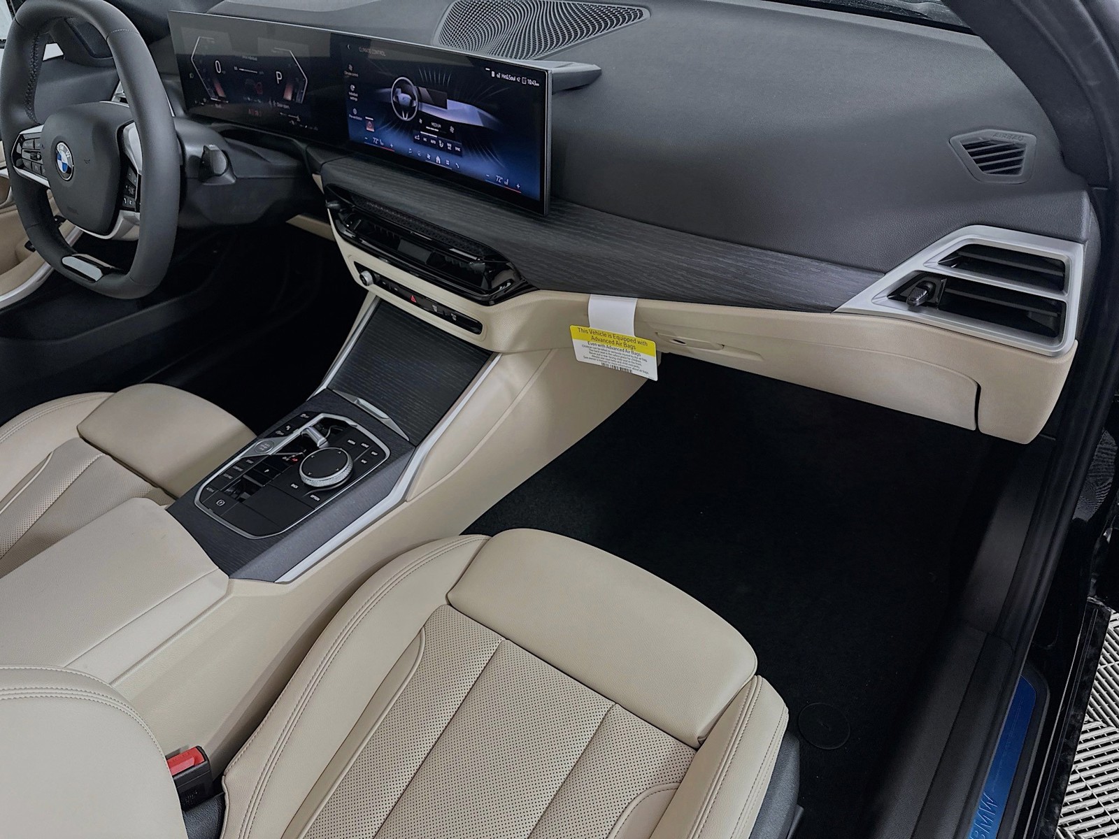 2025 BMW 3 Series - Photo 24