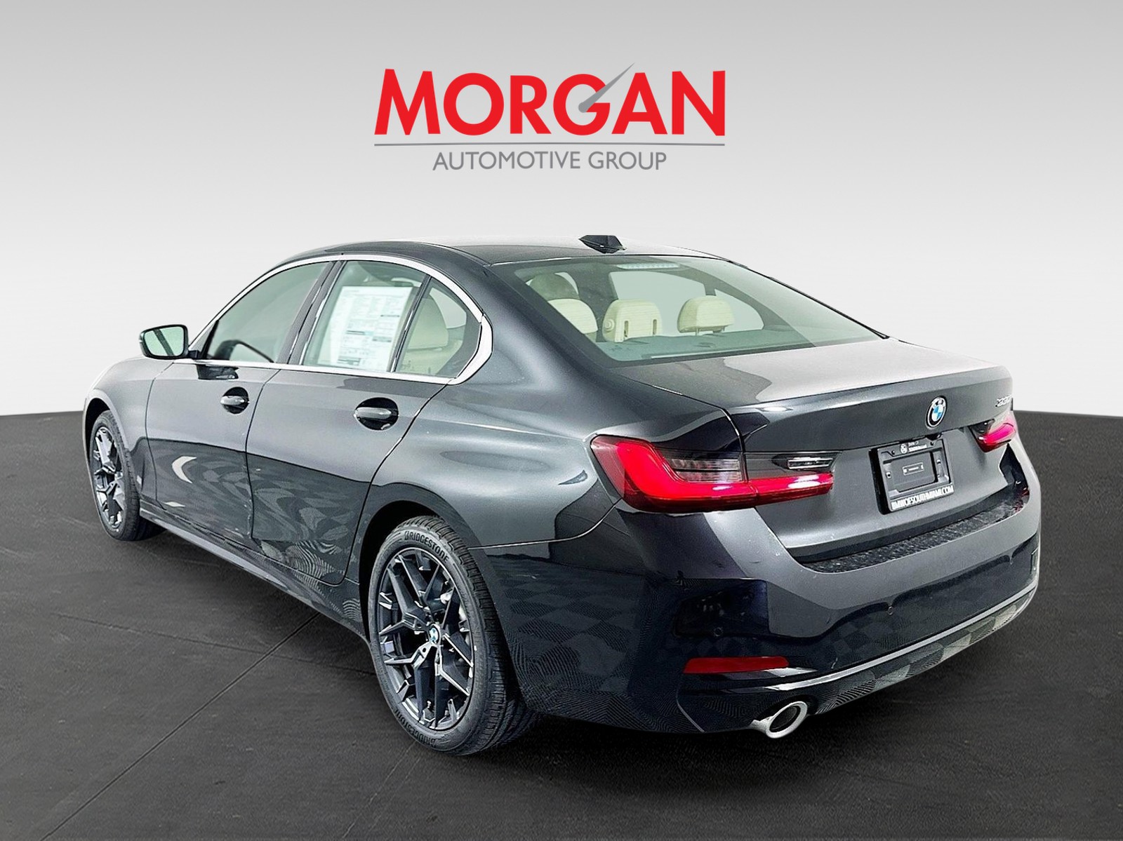 2025 BMW 3 Series - Photo 4