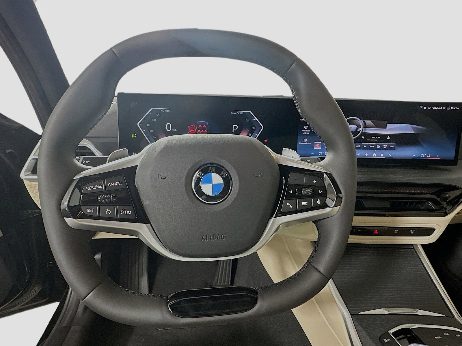 2025 BMW 3 Series - Photo 8