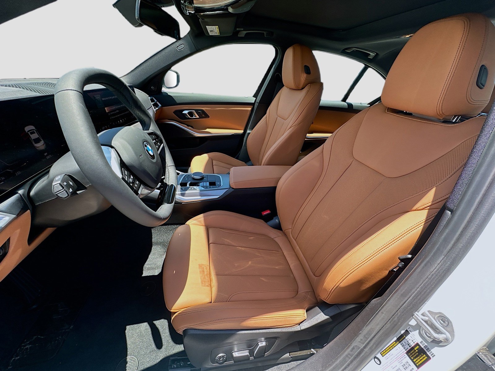 2025 BMW 3 Series - Photo 15