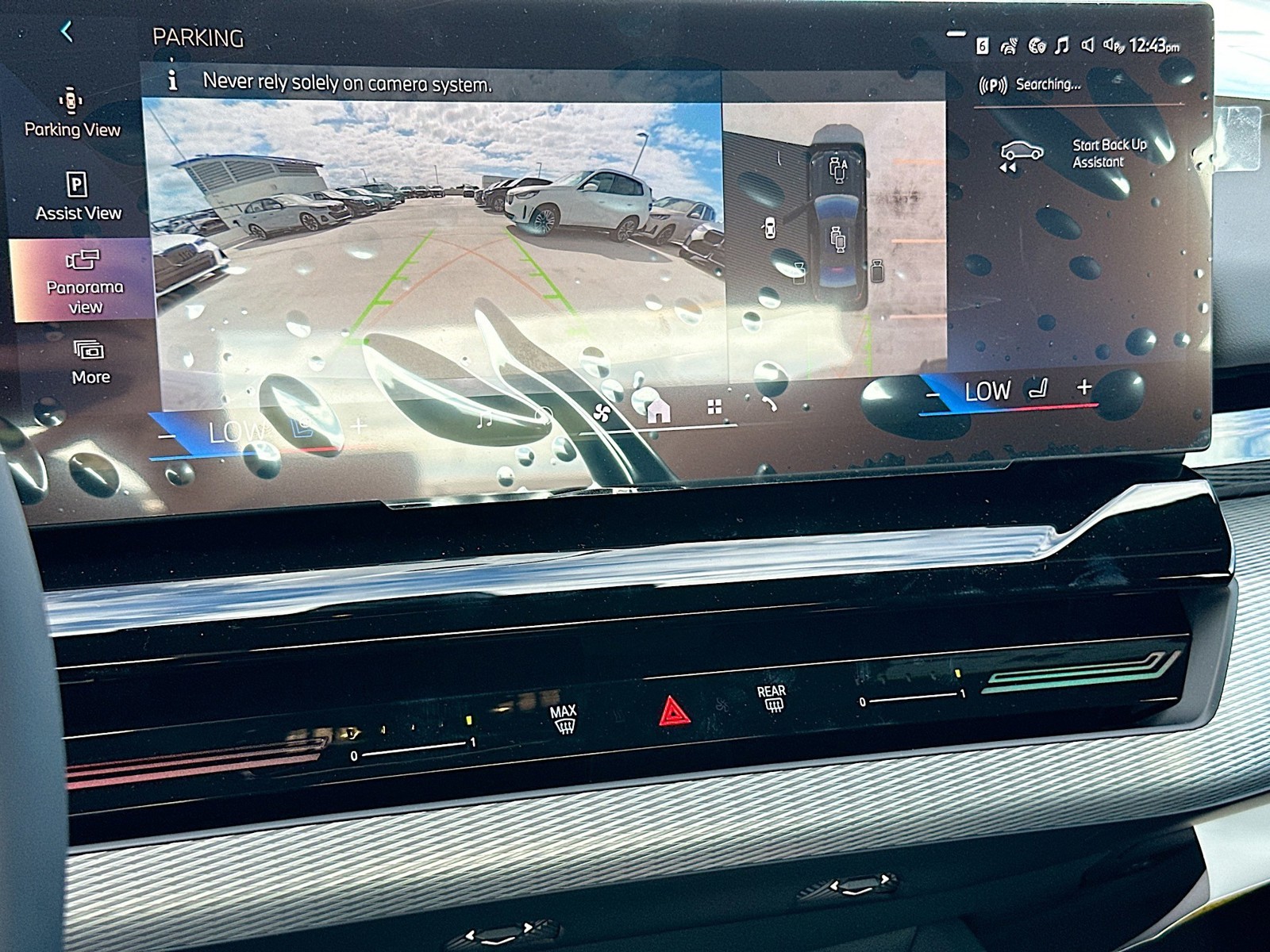 2025 BMW 5 Series - Photo 14