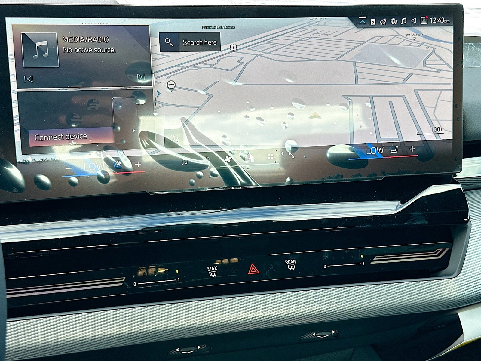 2025 BMW 5 Series - Photo 15