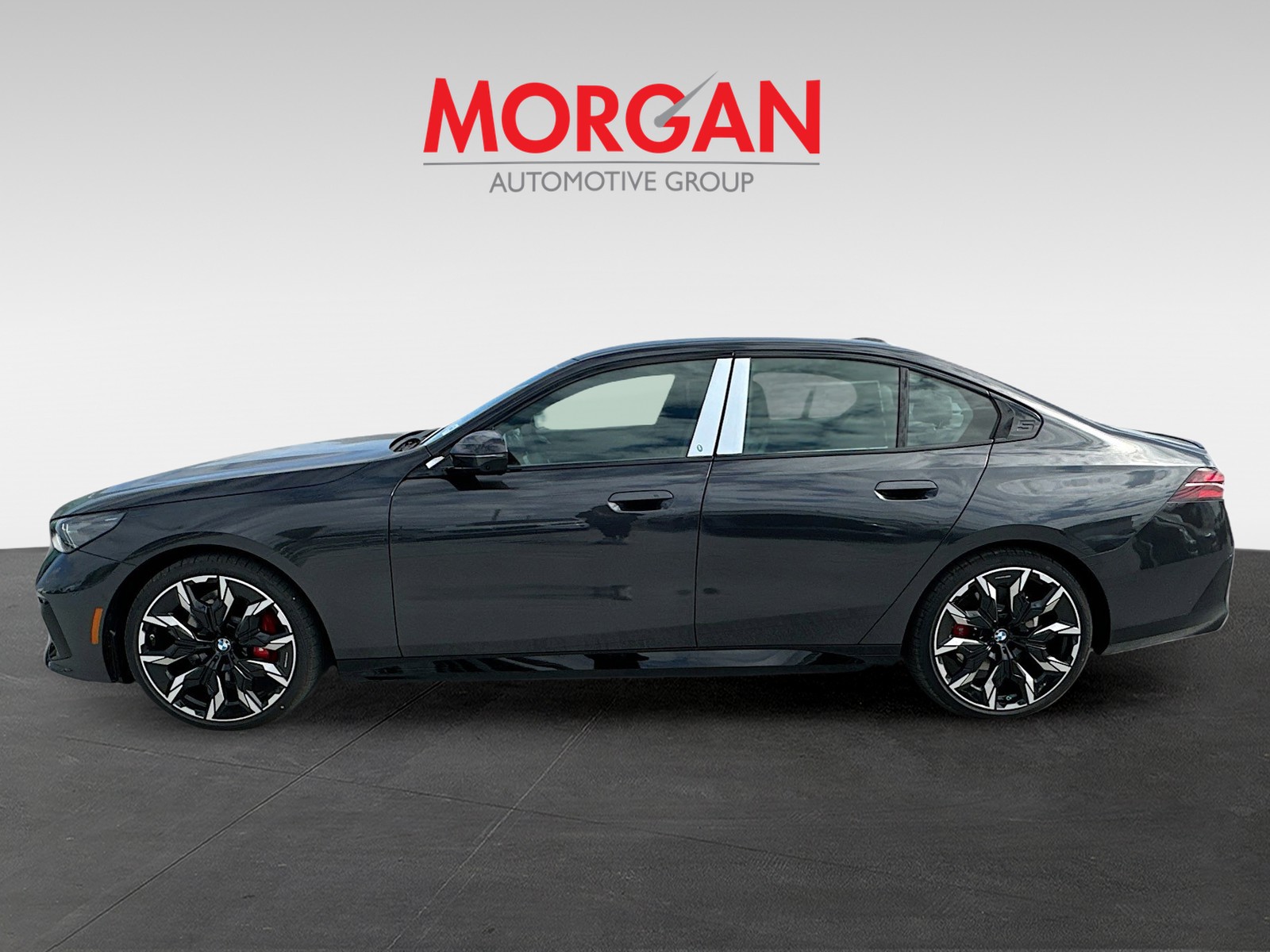 2025 BMW 5 Series - Photo 7