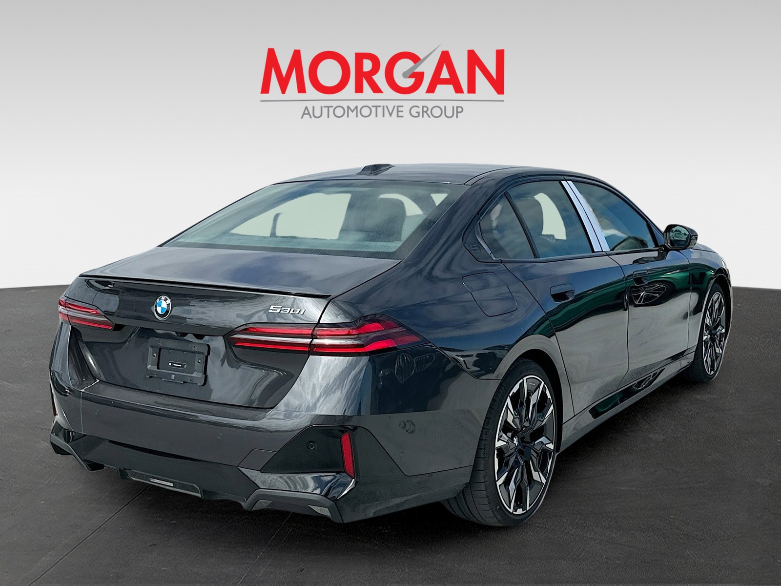 2025 BMW 5 Series - Photo 5