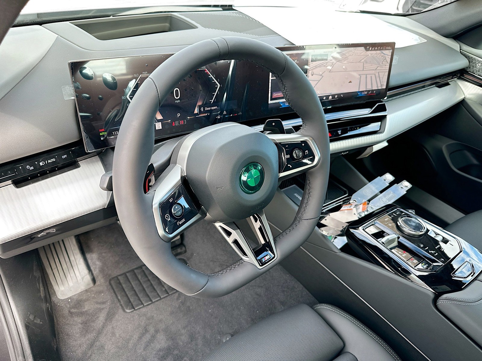 2025 BMW 5 Series - Photo 9