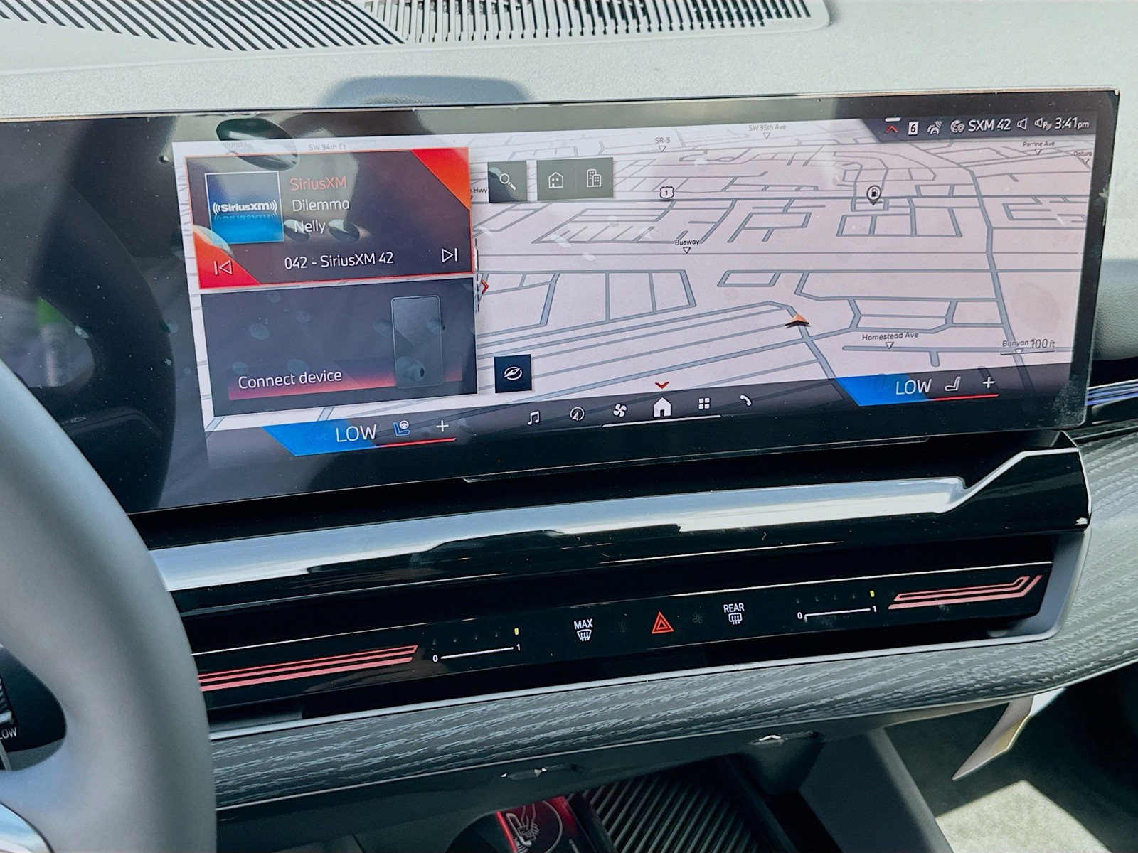 2026 BMW 5 Series - Photo 10