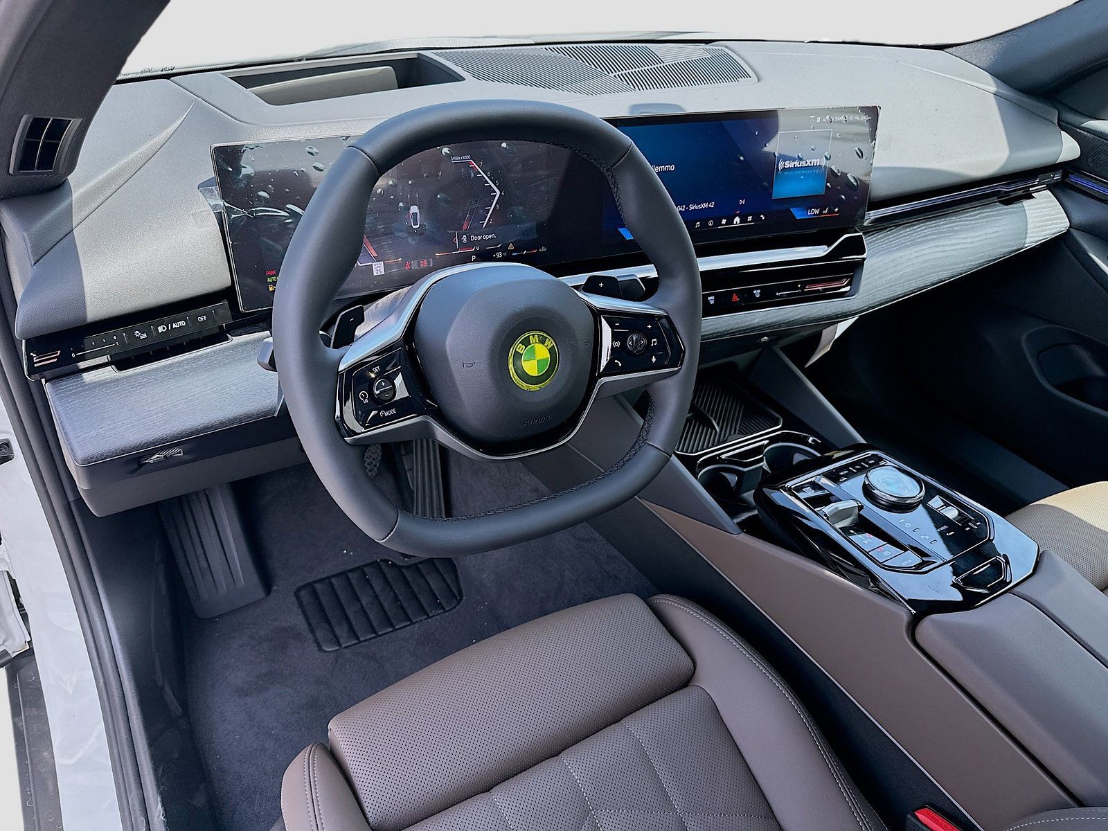2026 BMW 5 Series - Photo 7
