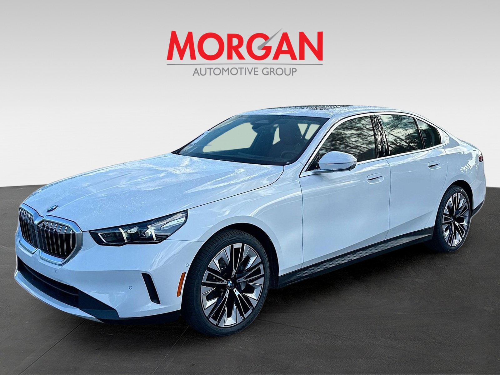 2026 BMW 5 Series - Photo 3