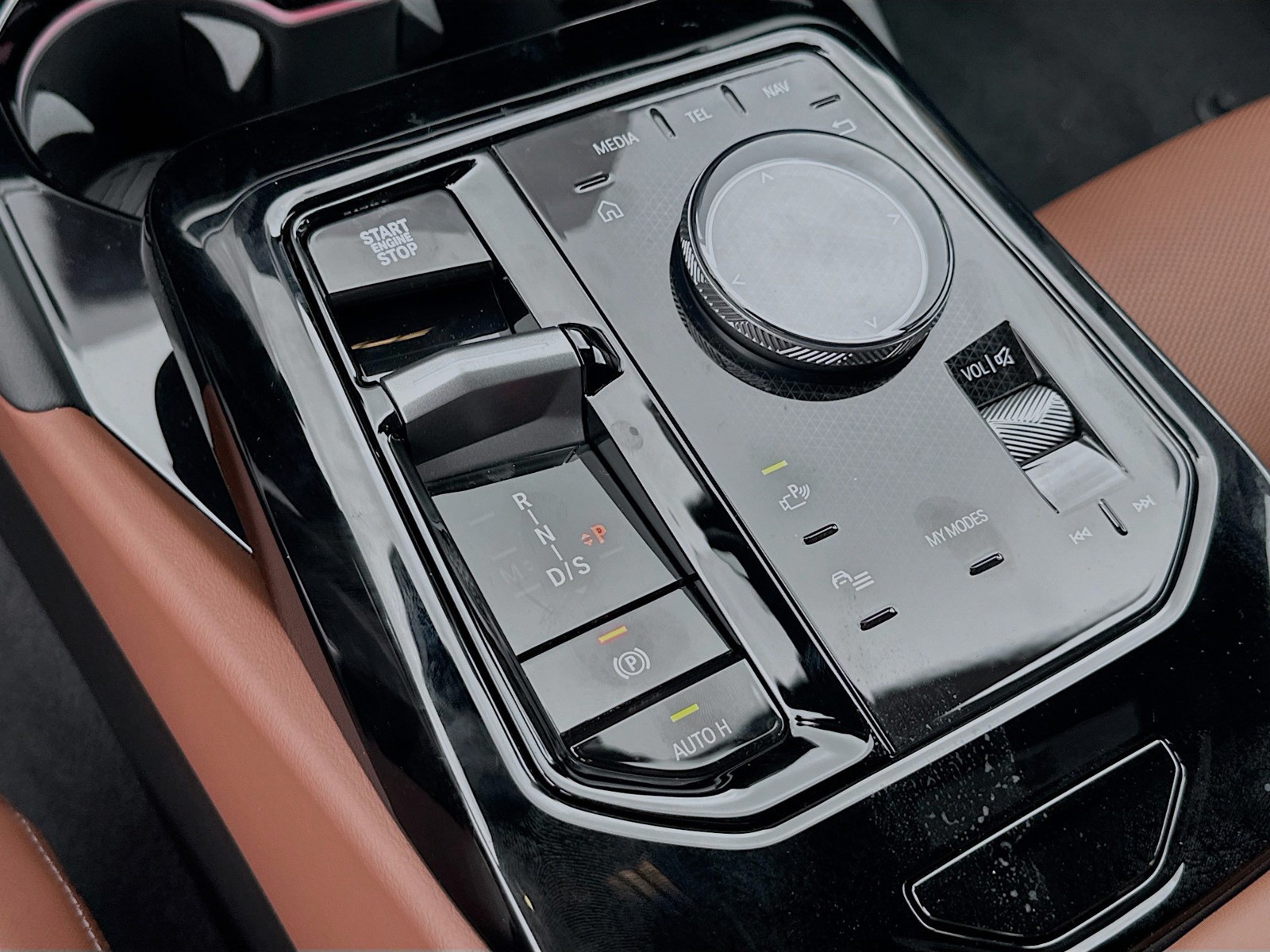 2026 BMW 5 Series - Photo 14
