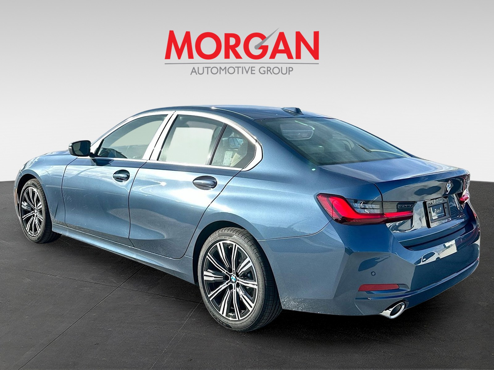2026 BMW 3 Series - Photo 4