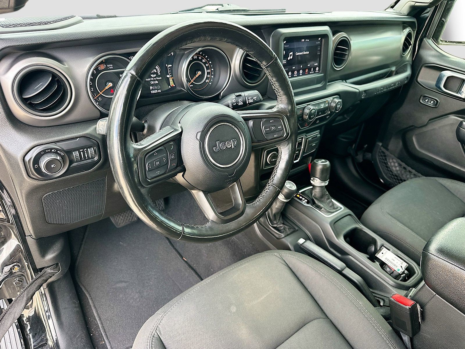 2021 Jeep Wrangler - Photo 9