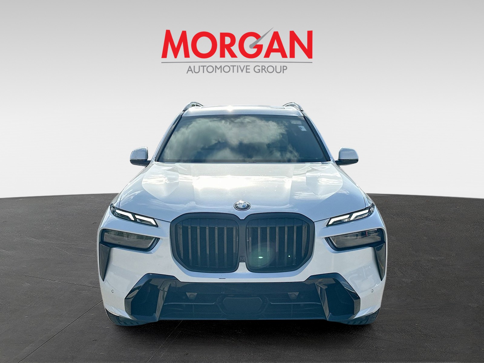 2023 BMW X7 - Photo 3