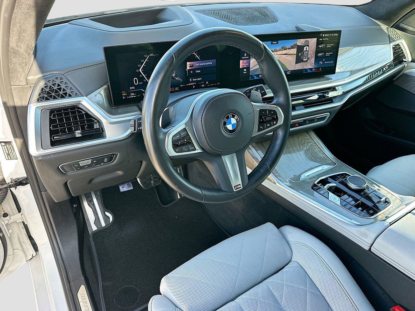 2023 BMW X7 - Photo 9