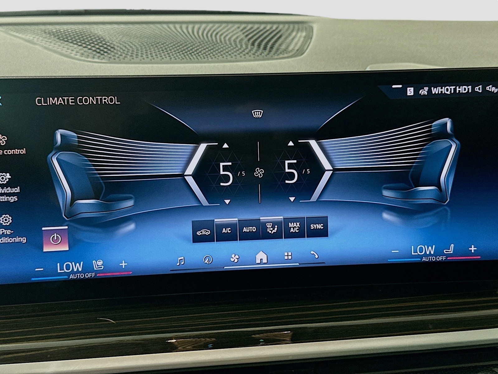 2024 BMW X7 - Photo 13