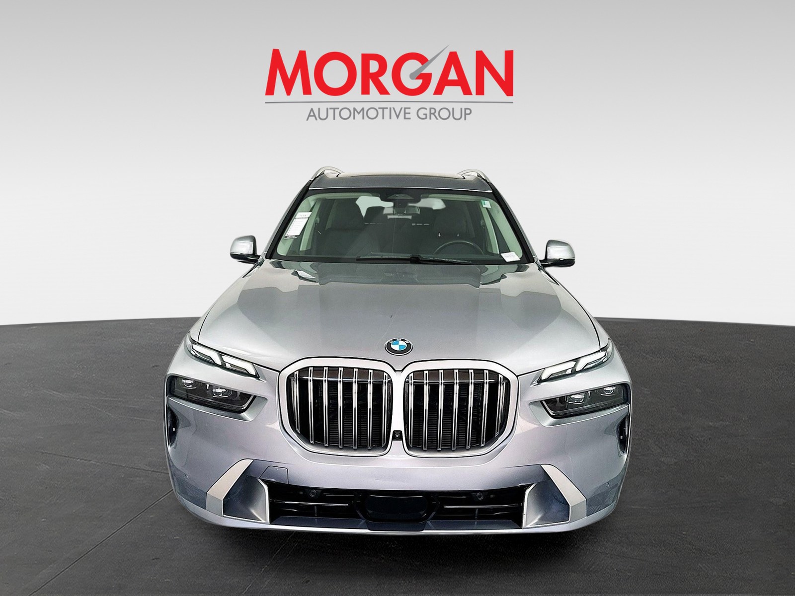 2024 BMW X7 - Photo 2