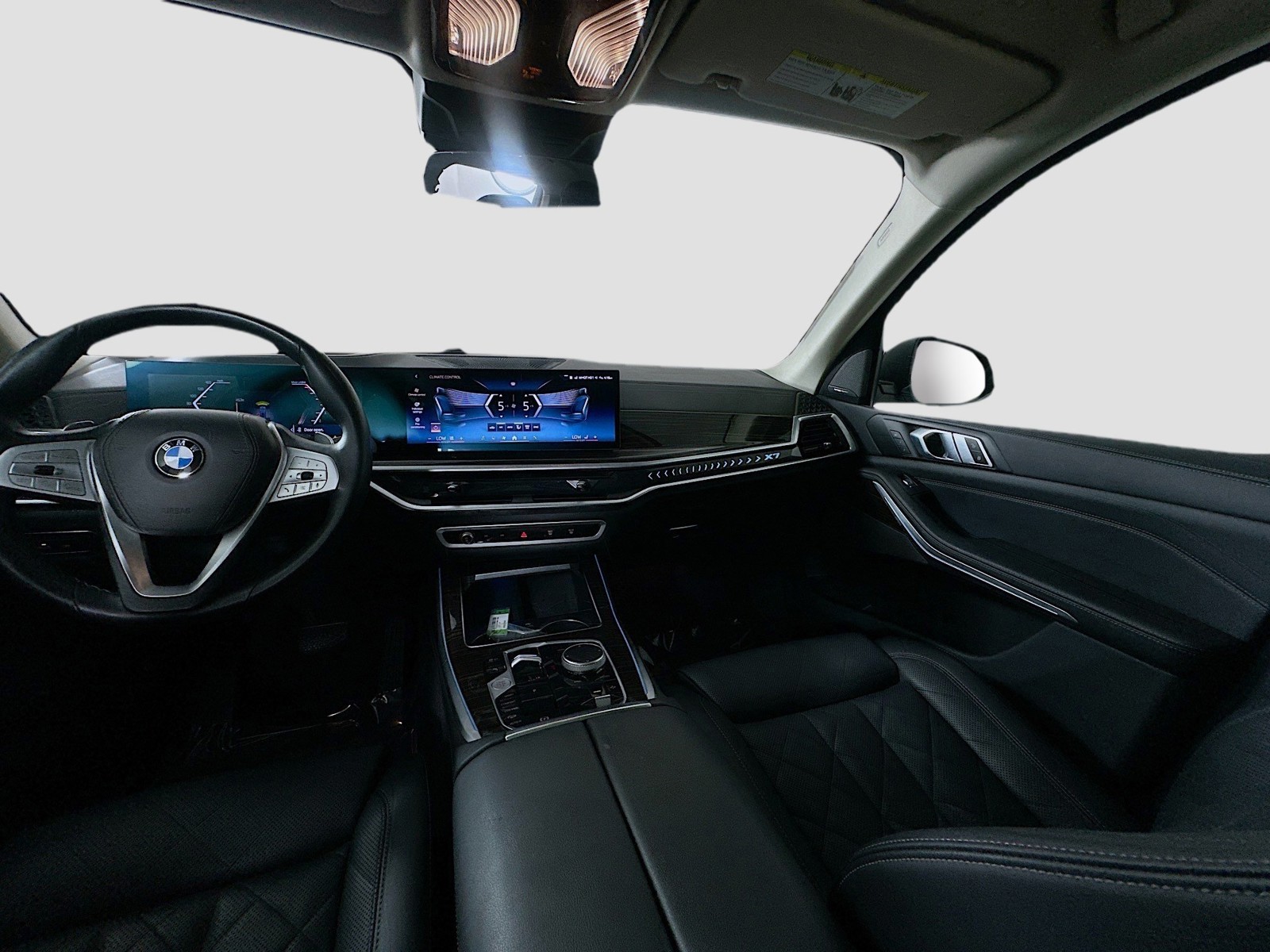 2024 BMW X7 - Photo 21