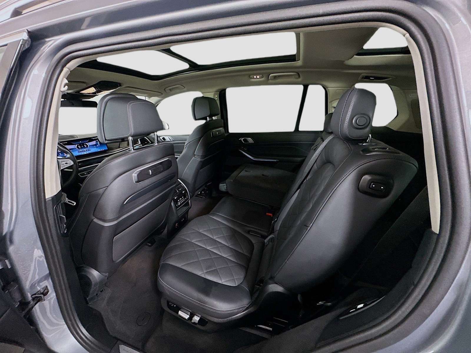 2024 BMW X7 - Photo 23