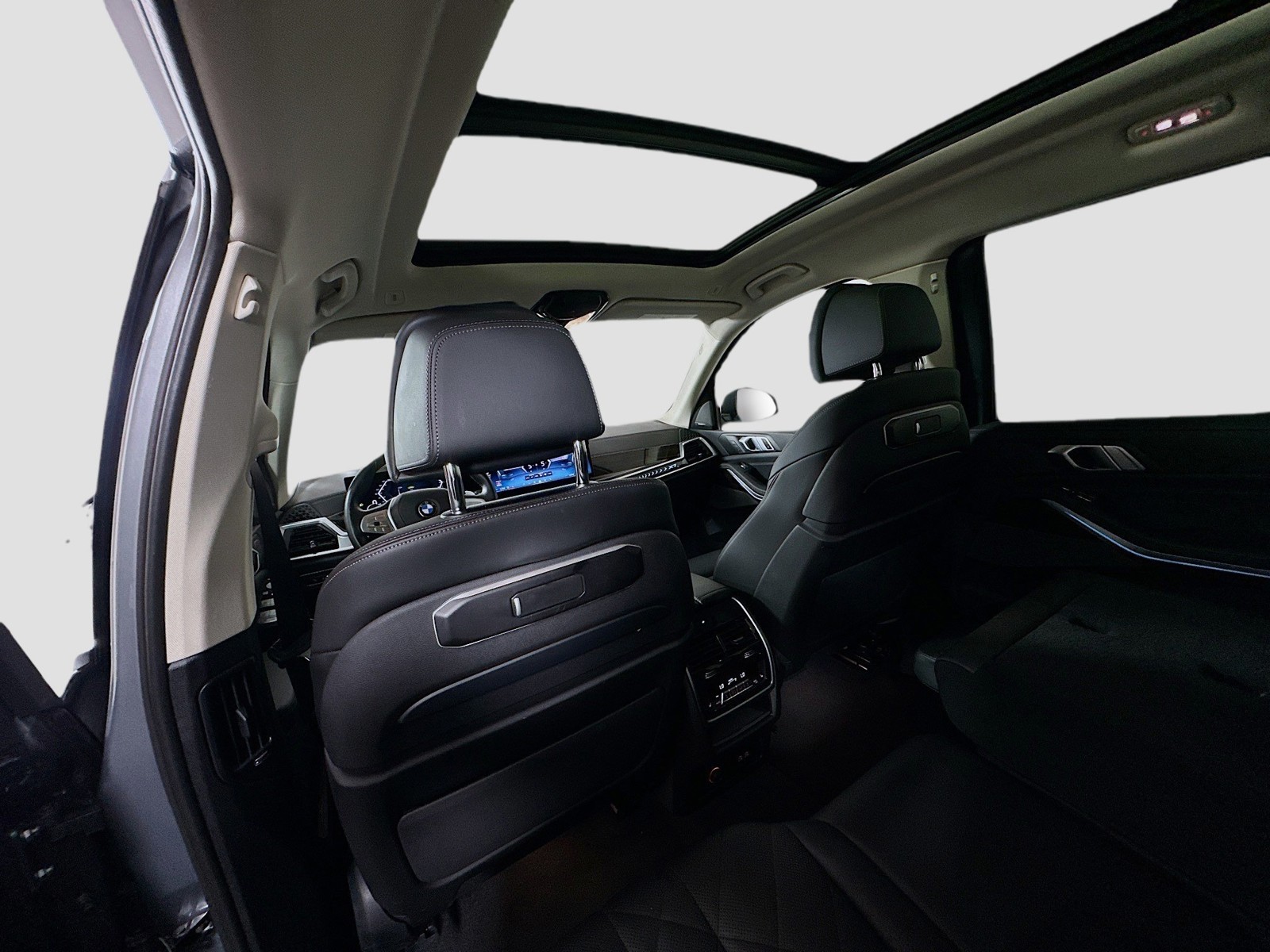 2024 BMW X7 - Photo 24