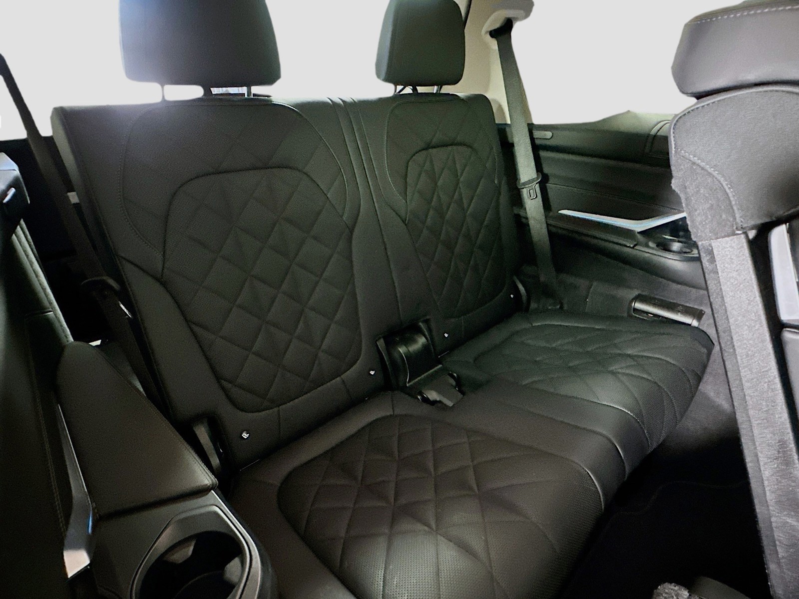2024 BMW X7 - Photo 28