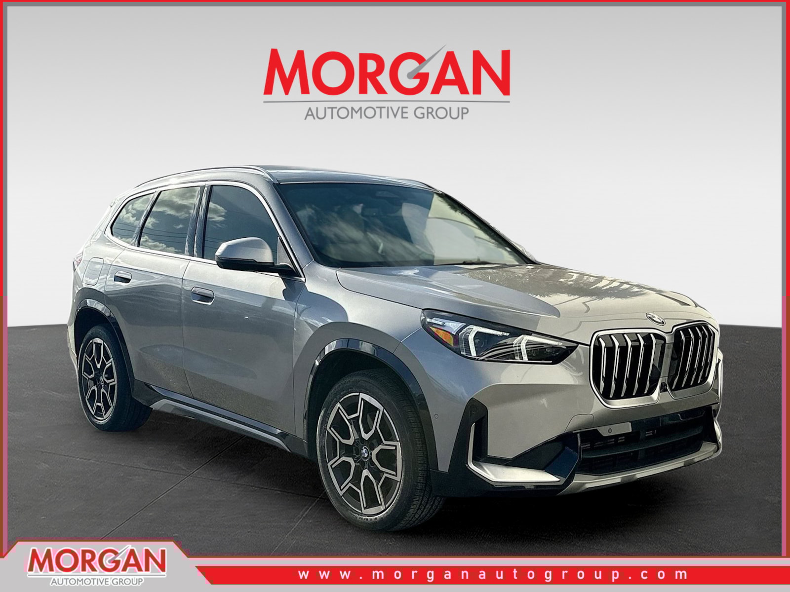 2024 BMW X1 28i's photo