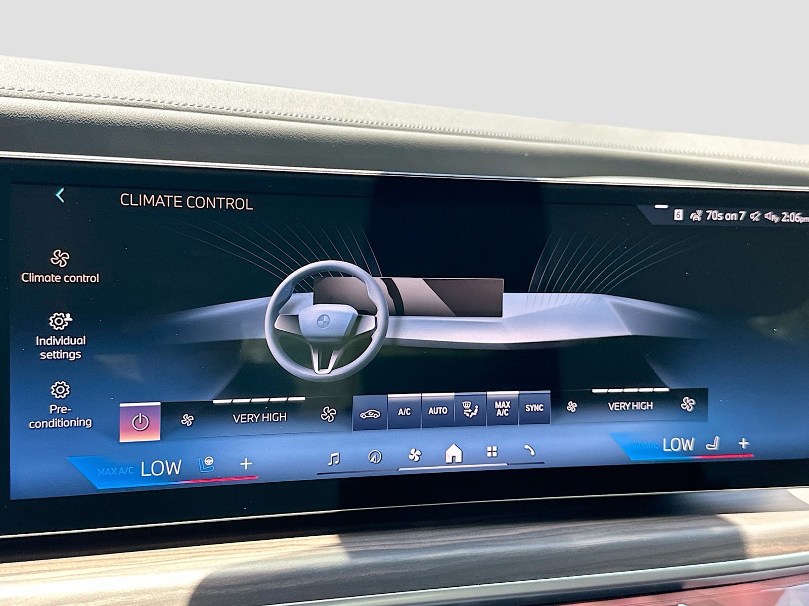 2025 BMW 7 Series - Photo 15