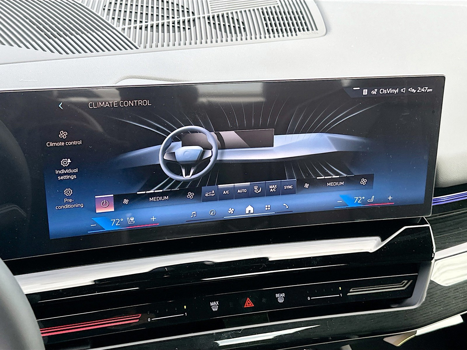 2026 BMW 5 Series - Photo 13