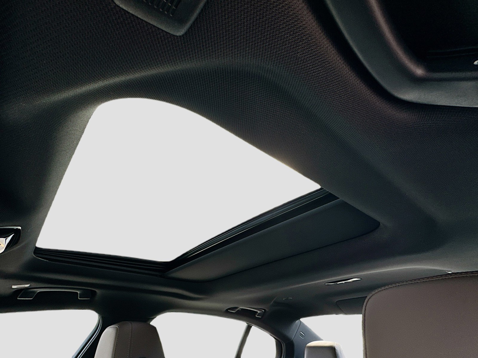 2026 BMW 5 Series - Photo 15
