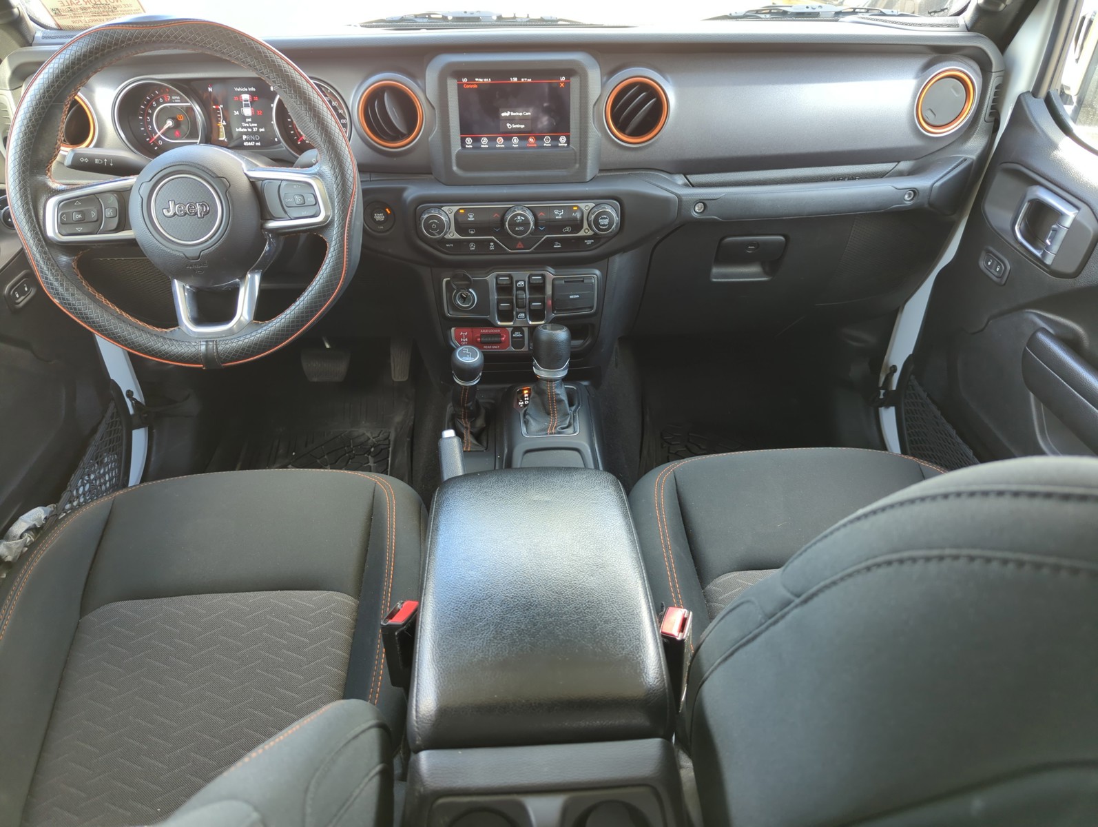 2021 Jeep Gladiator - Photo 14